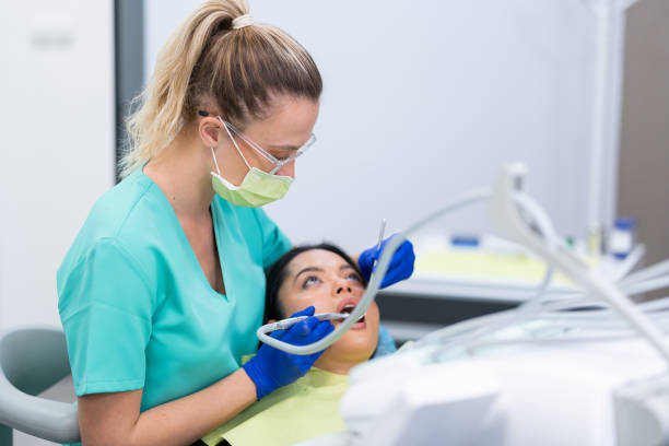 Best Emergency Cosmetic Dentistry (e.g., broken veneers) in Brooktrails, CA